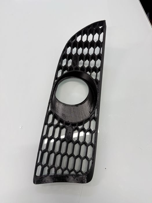 Grila proiectorceata BMW e90 nfl/ fl