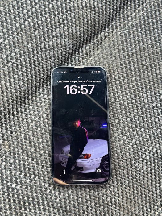 iphone 13 каробка есть