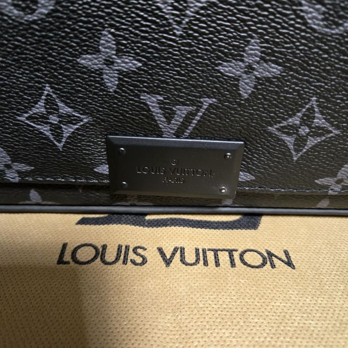 Мъжка чанта louis vuitton