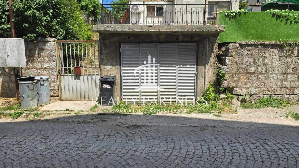 Дава се под наем Етаж от къща в Перник, Байкушева махала - 72 кв.м за 382.5 € - Снимка #13