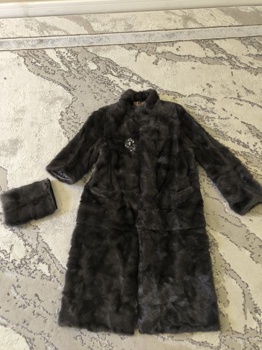 Продается меховая шуба
