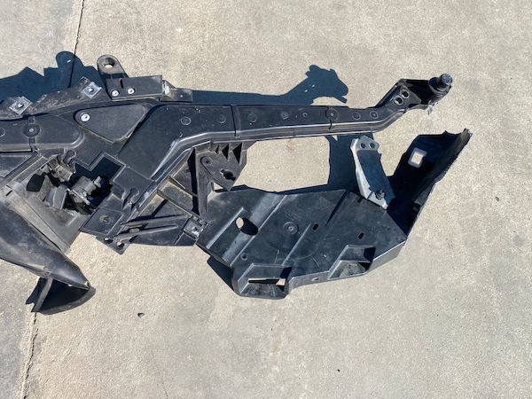 Trager Fata Volvo V40 Cross Country 2012-2018 31299365 31385913