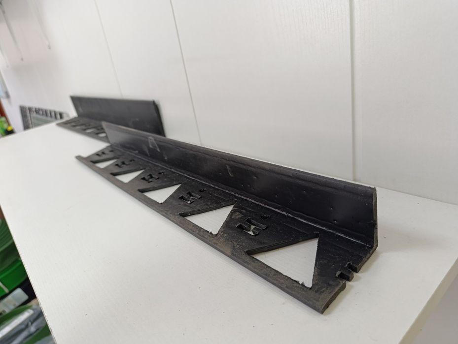 Тротуарный бордюр