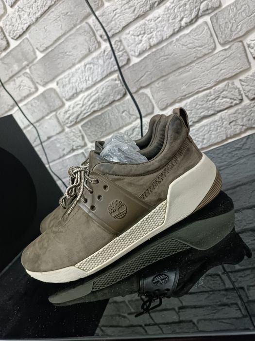 Оригинальные кроссы Timberland