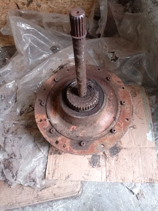 Продам редуктор болгарского тельфера