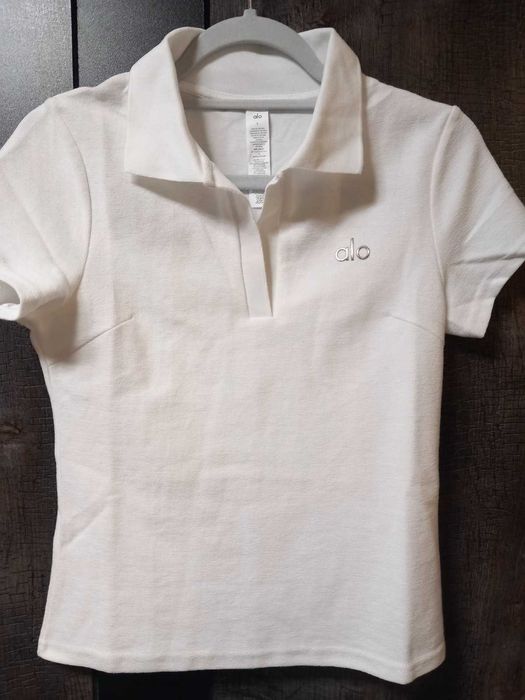 сет за йога / фитнес Alo yoga пола клин блуза