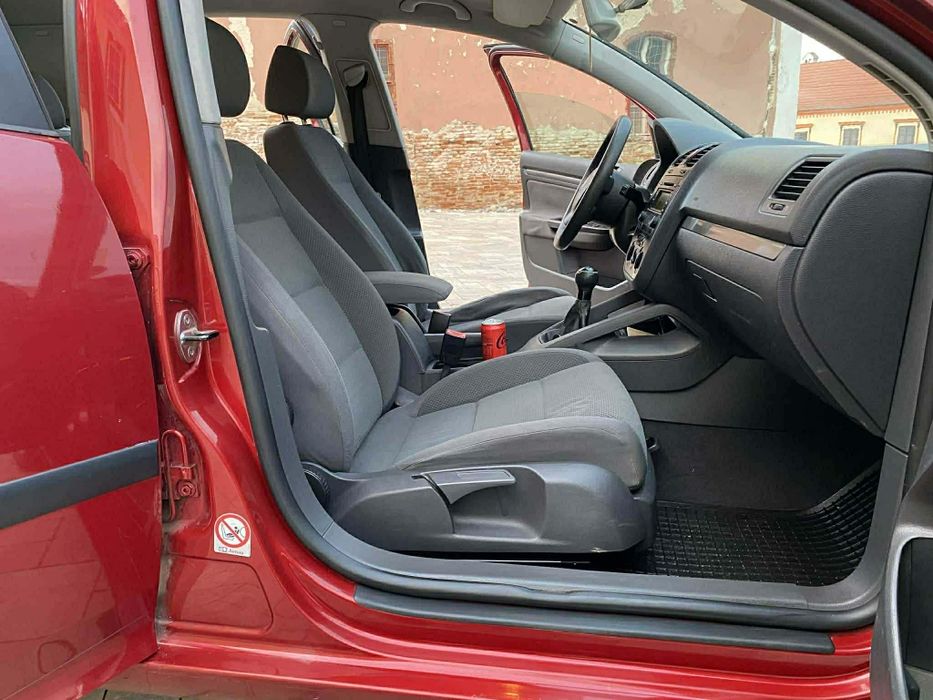 VW Golf 5 1.6 Benzină 6 Trepte, 2006