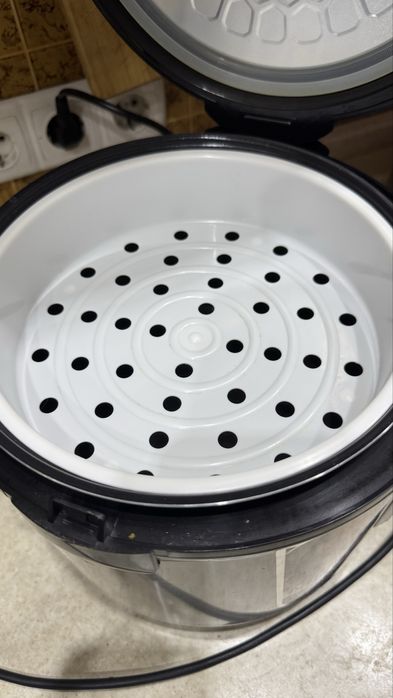 Мультиварка REDMOND RMC-M20, 5 л