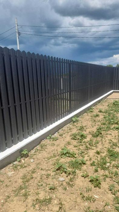 Garduri din sipca metalica si alte modele (jaluzele, tabla, plasa BCA)