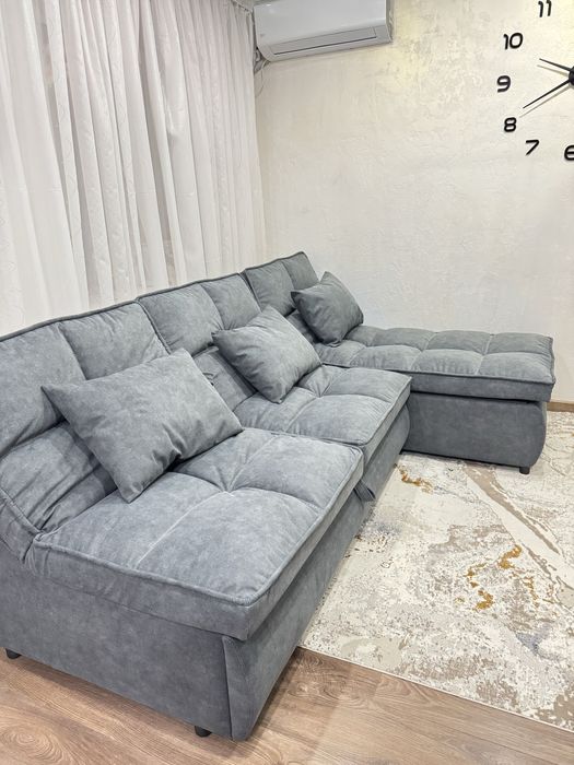 Продам диван для гостинной