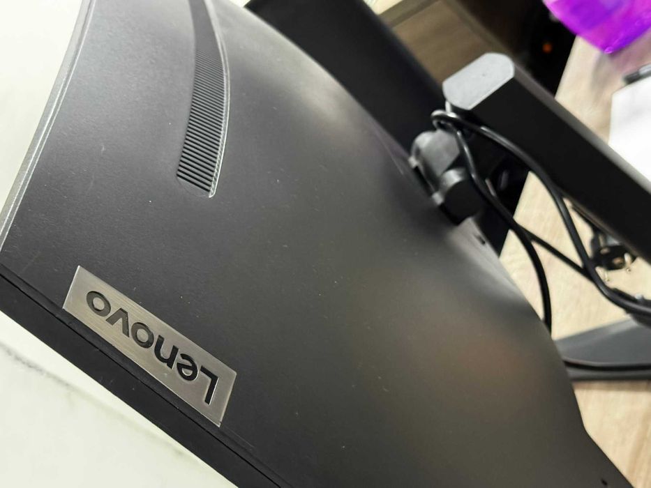 Gaming Monitor 2K / QHD 144hz Lenovo