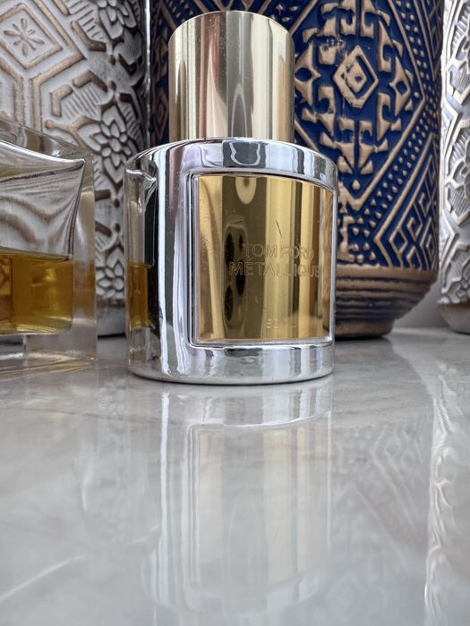 Nishane Ani, Tom Ford Metallique