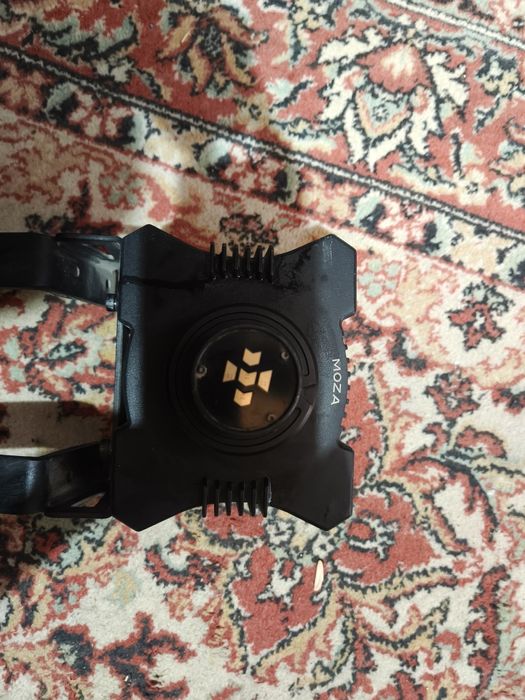 Продам  Руль Moza r5