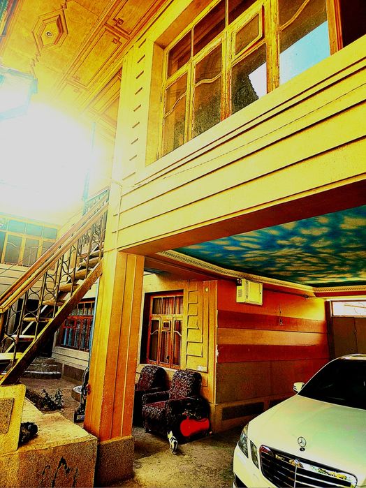 Янги Тошкент участка  11 хона иккита уй сотилади