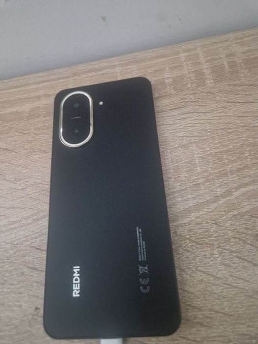 Vând Xiaomi Redmi A5, 128GB Stocare, 6GB RAM - Ca nou.