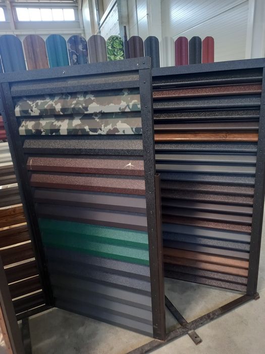 Sipca gard jaluzele gardTigla metalica