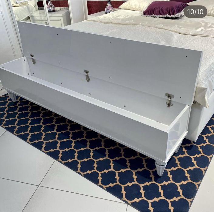 Мебель спальни сатылады