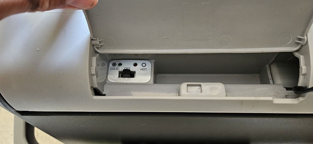 Хладилна чанта Halfords 12v/ 24литра