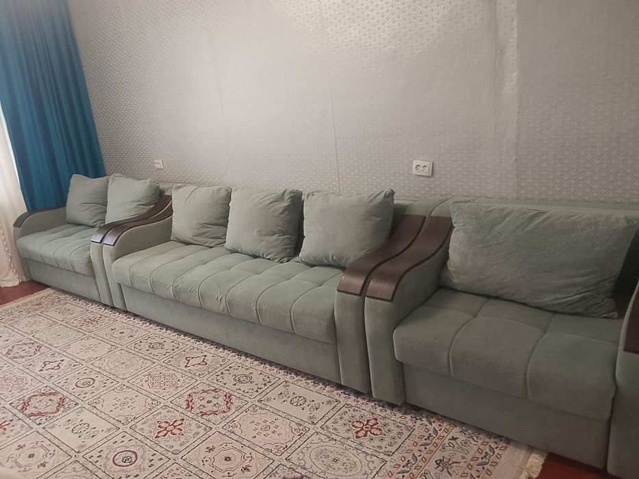 Диван для гостиной