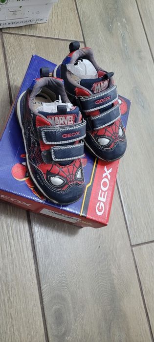 Vând adidași copii Geox nr 24