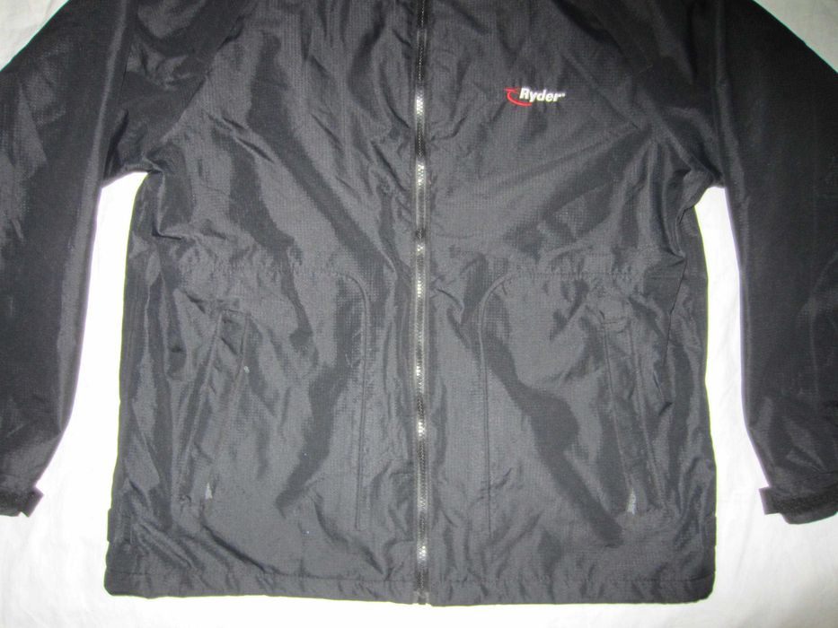Geaca Regata Ryder,masura 50 (M), gluga in guler, stare f. buna.
