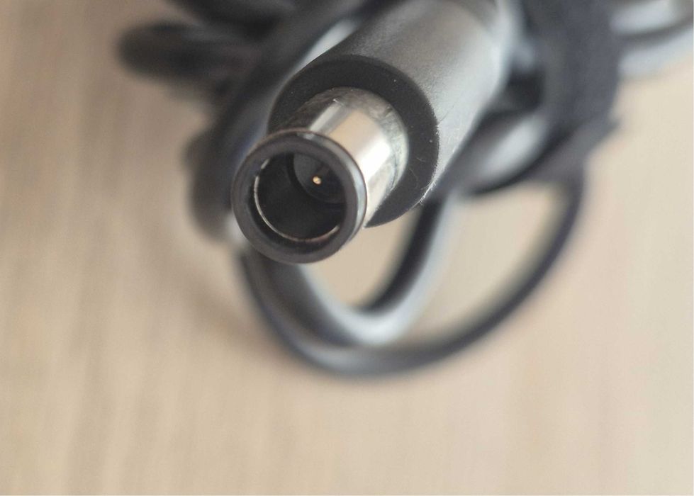 HP 2013 UltraSlim Docking Station с включен адаптер, 20лв