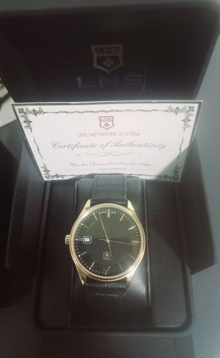 Genuine Leather 1 yil kafolati bilan yangi 10 kun bo‘ldi olinganiga