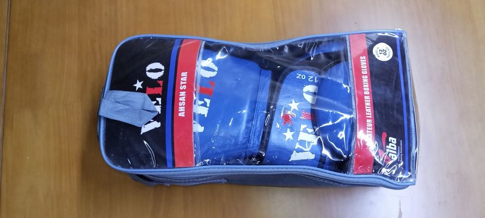 Боксерские перчатки/шлем Velo