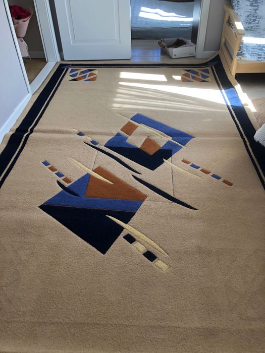 Продам 2 ковра в б/ у