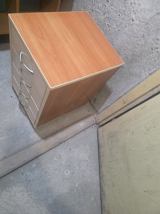 Продавам шкавче .