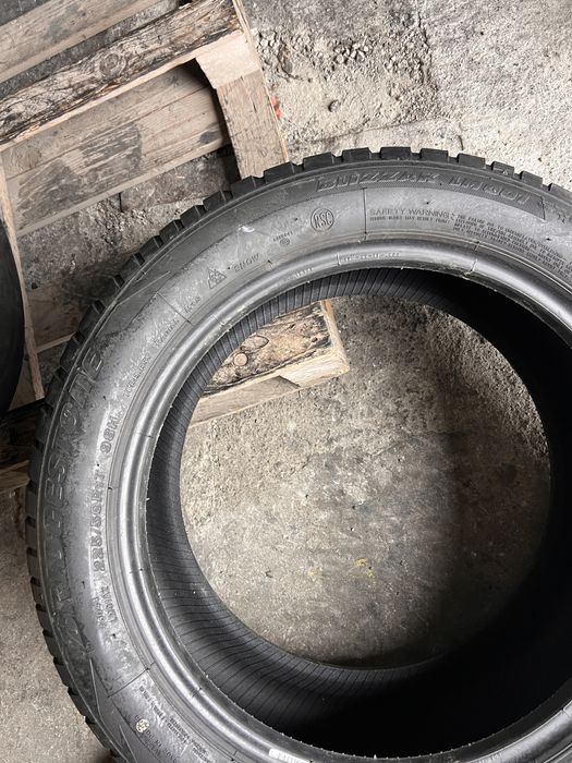 2 anvelope iarna 225/50/17 , Bridgestone , RunFlat , DOT 2022