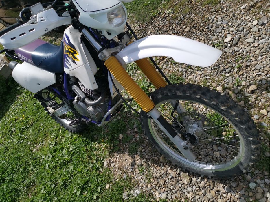 Suzuki DR 350 se