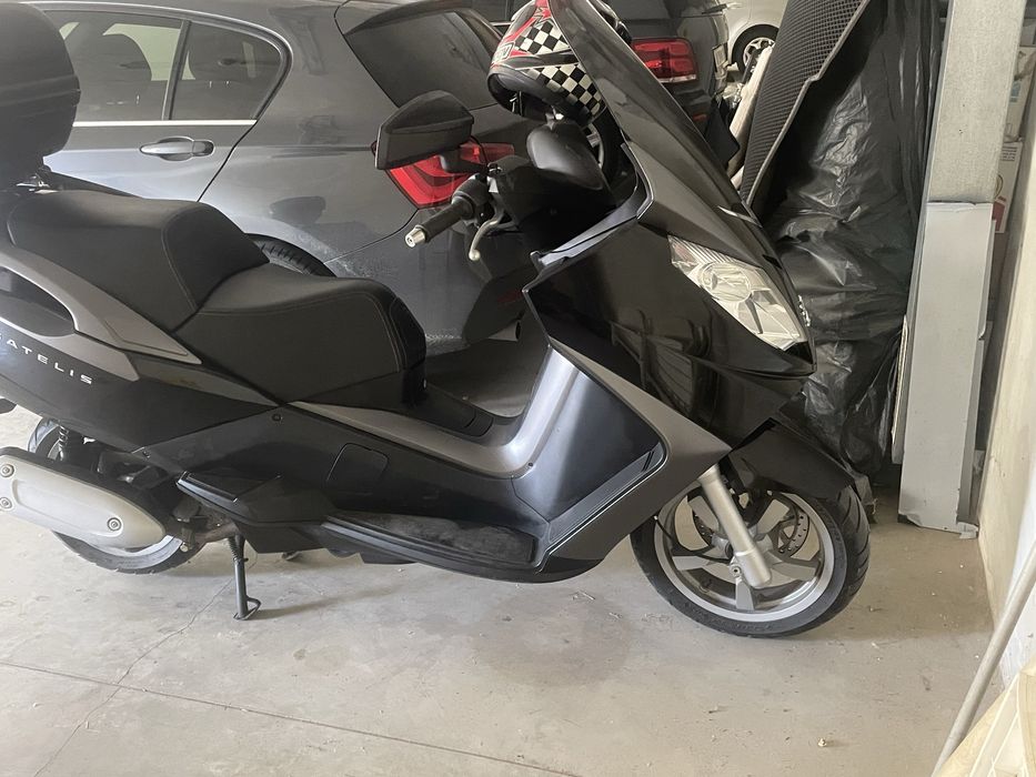 Peugeot Satelis 250 i Piaggio engine
