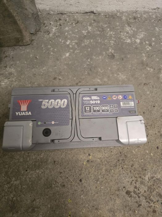 Акумулатор 100Ah YUASA