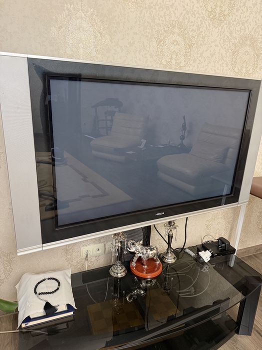 Телевизор Hitachi