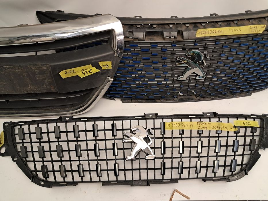 Грил решетка Peugeot 208 Peugeot 2008 2016/24 г