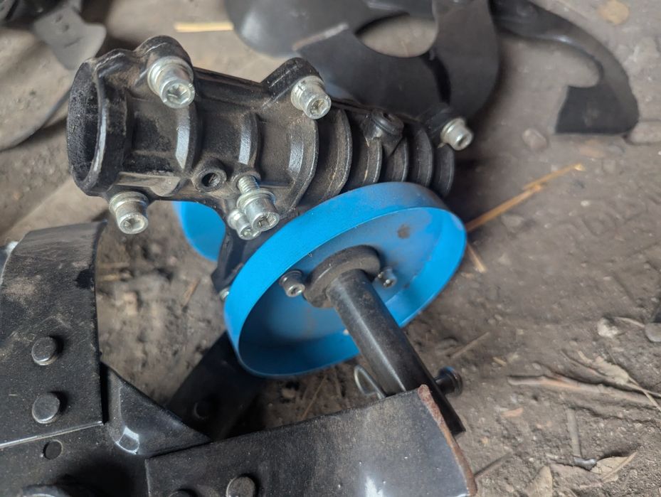 Насадки для триммера и редуктор