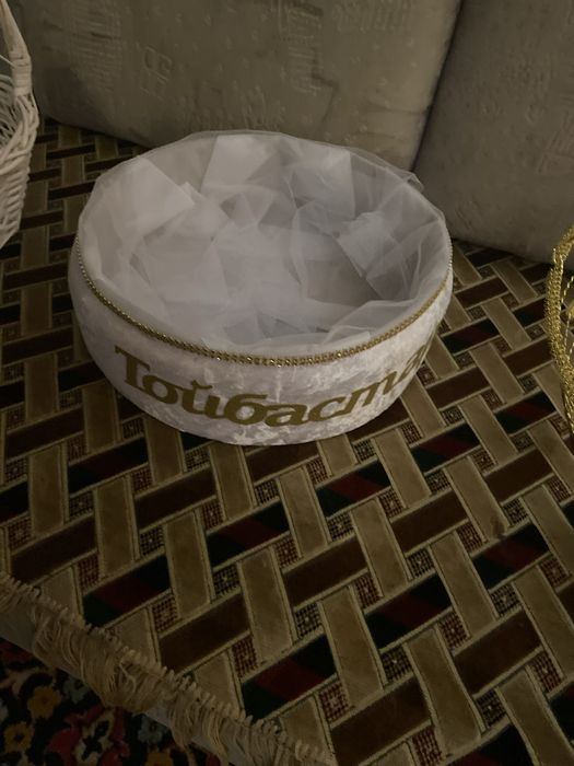 Корзины продаются