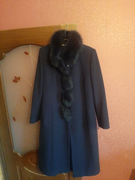 Продам пальто осень зима