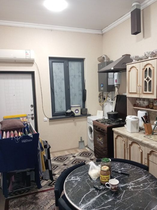 Кoттeдж 2 ком 35кв.м Яшнaбaдский район Рисoвый мoст Бeшбaлa