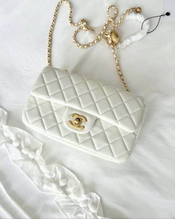 Geanta Chanel Pearl Crush 20 cm-pe stoc