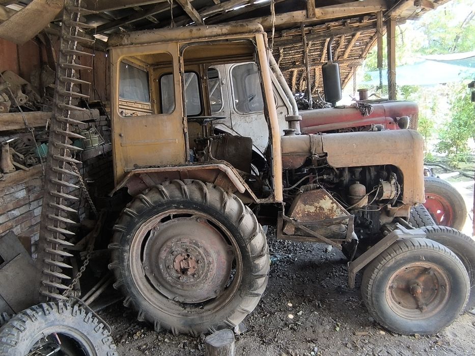 Руски Трактор ДТ-20