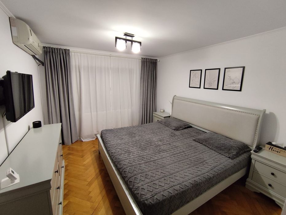 Apartament cu 4 camere Bloc 60 Scara C