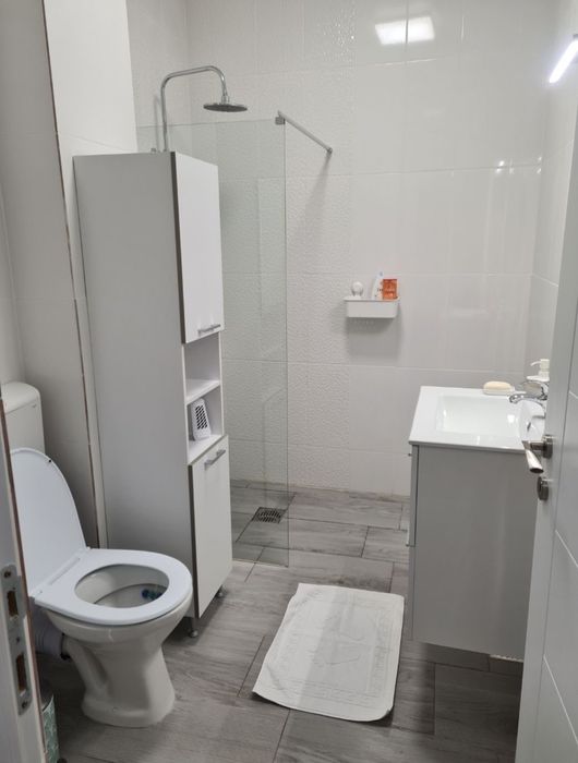 Închiriez apartament cu 2 camere, Mamaia Nord