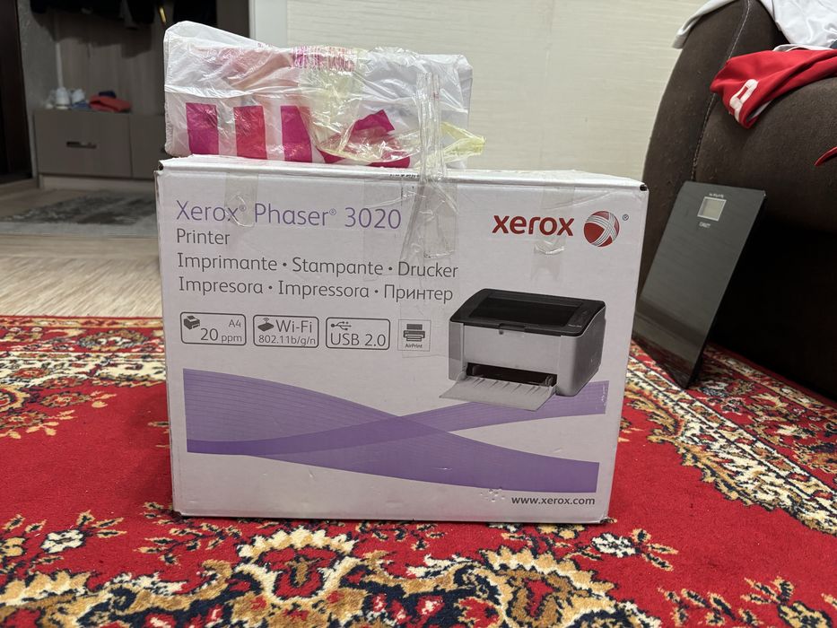 Продам принтер Xerox Phaser 3020 с картриджем