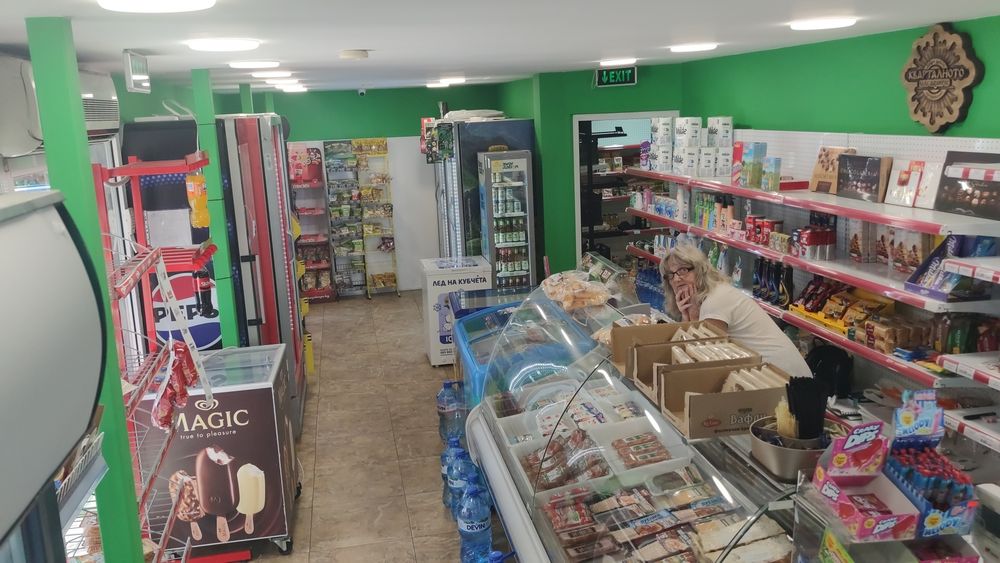 Дава се под наем Магазин в София, Дружба 1 - 74 кв.м за 765 € - Снимка #2