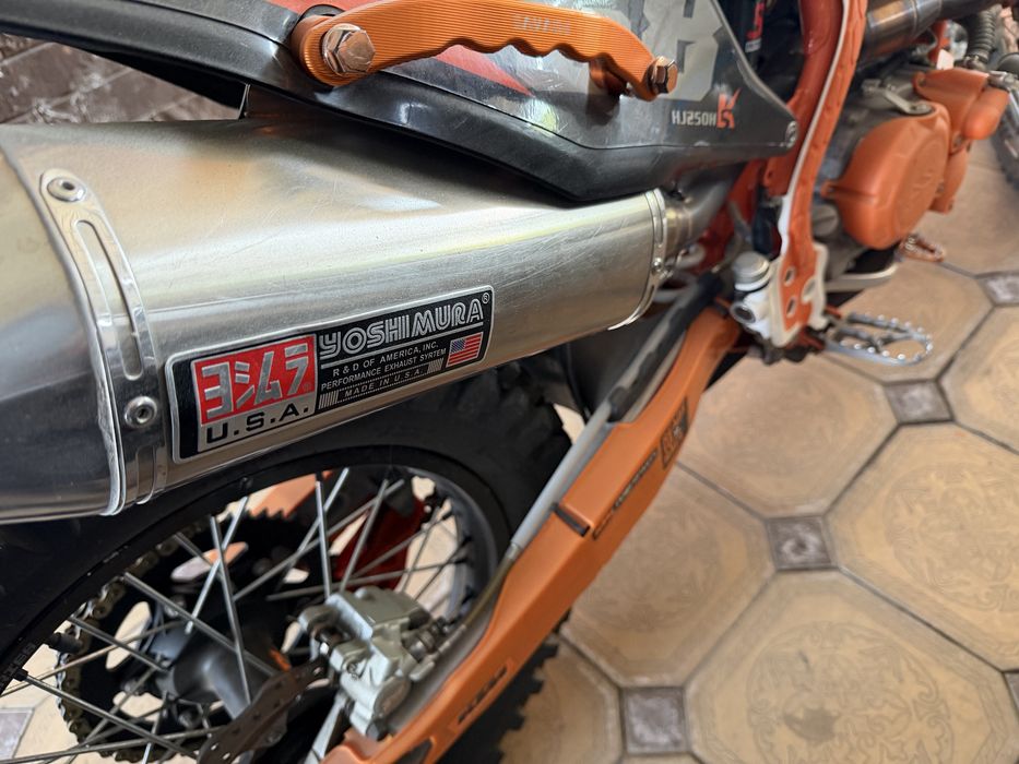 Продам мотоцикл хенжан NB300