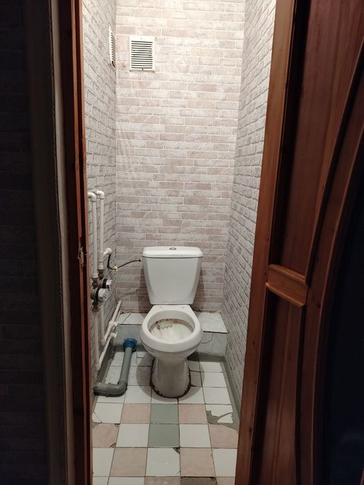 9-Этажли дом 8-этаж 2-хонали уй сотилади  оринтер Васход бозор оркаси