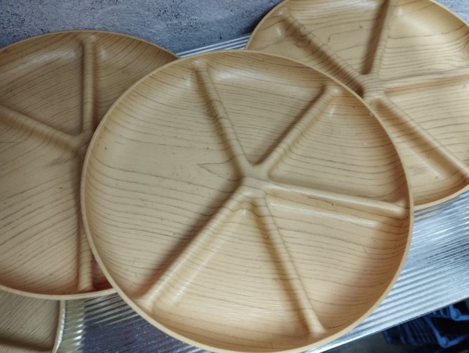 Ордьоври, купа, чинии, чаши, фруктиера, поставки за яйца, мушами