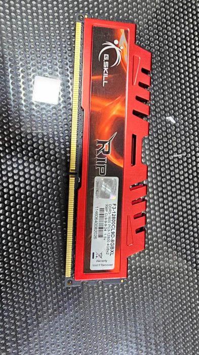 Настолен компютър MSI GTX 660 , 12GB RAM